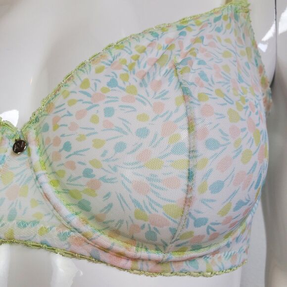 Adore Me Green Floral Semi-Sheer Bra - Picture 5 of 12